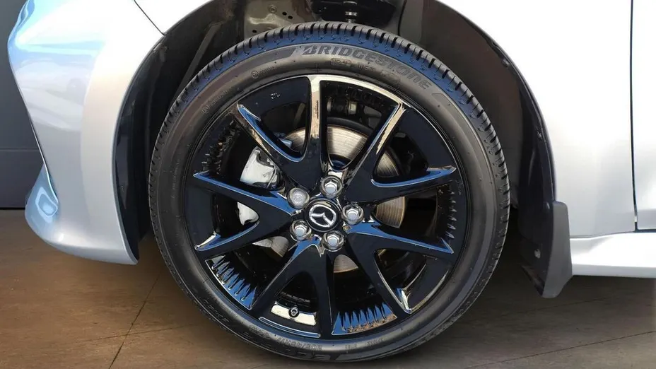 MAZDA 2 -