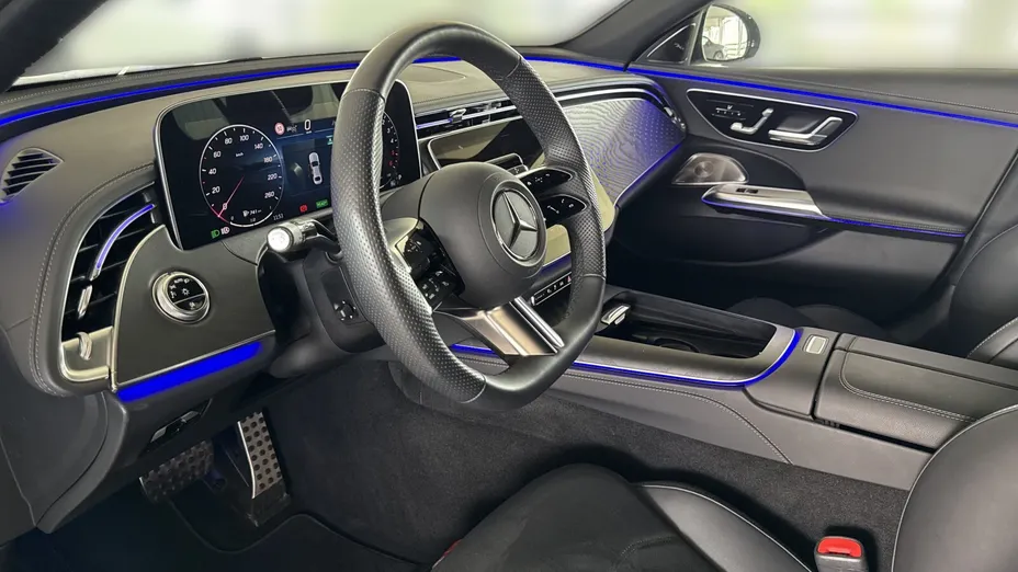 MERCEDES-BENZ E Klasa E 300 de PHEV 4-Matic AMG 9G-Tronic