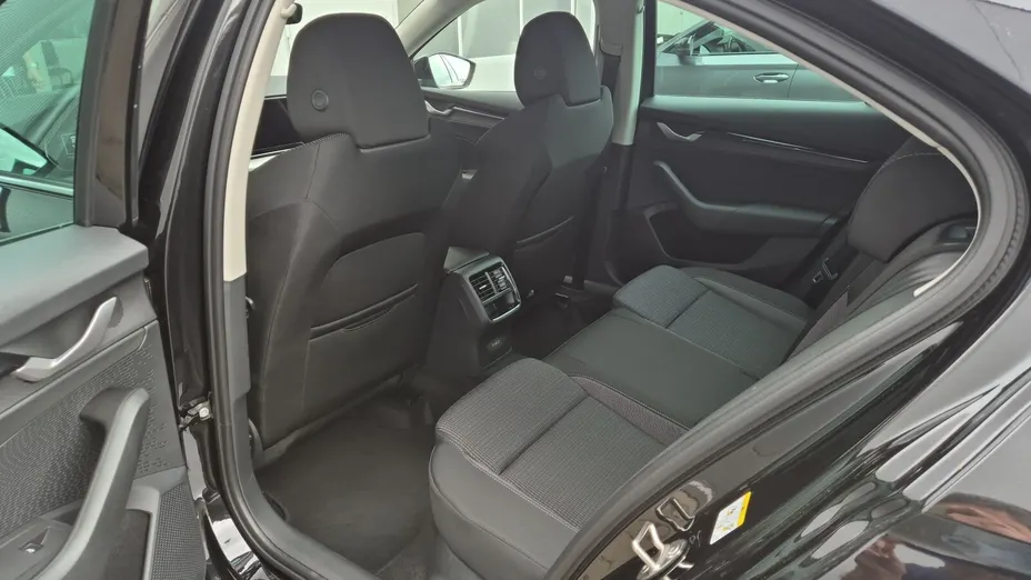SKODA Octavia Octavia 1.5 TSI mHEV Drive Selection DSG Nowy