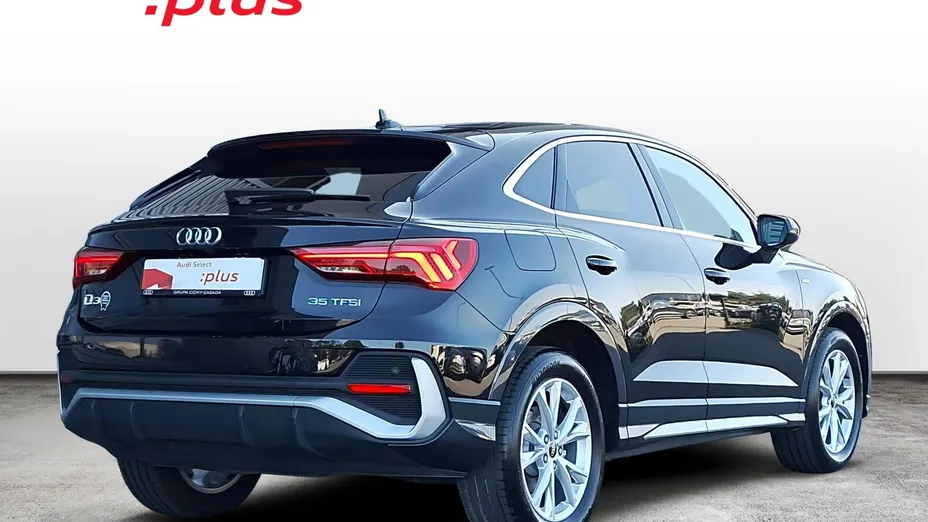AUDI Q3 Sportback -