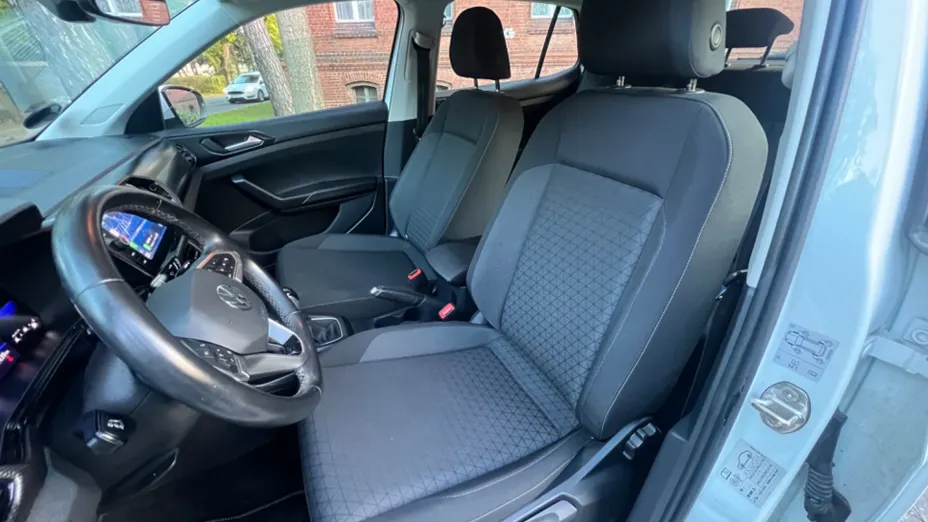 VOLKSWAGEN T-Cross -