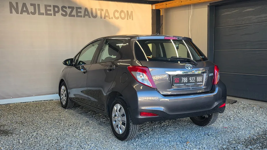 TOYOTA Yaris Yaris 1.33 Life