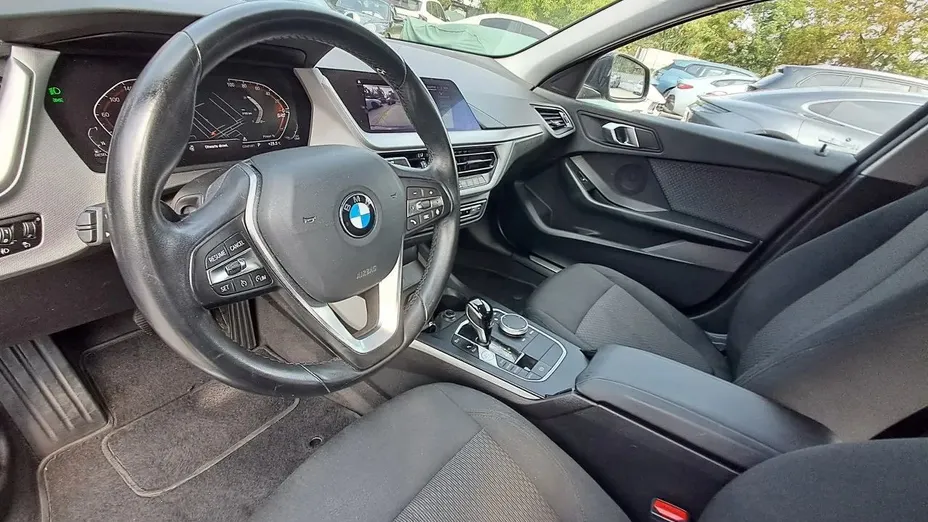 BMW Seria 1 116d Urban Line aut