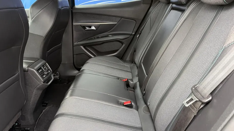 PEUGEOT 3008 3008 1.2 PureTech GPF Allure S&S EAT8