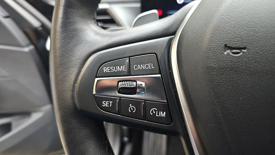 BMW Seria 3 318d mHEV aut