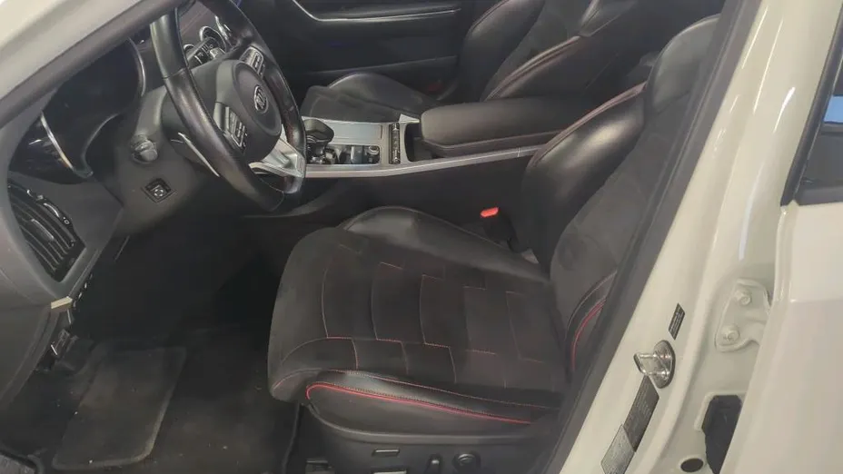KIA Stinger Stinger 3.3 T-GDI V6 GT AWD