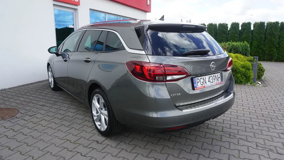 OPEL Astra -