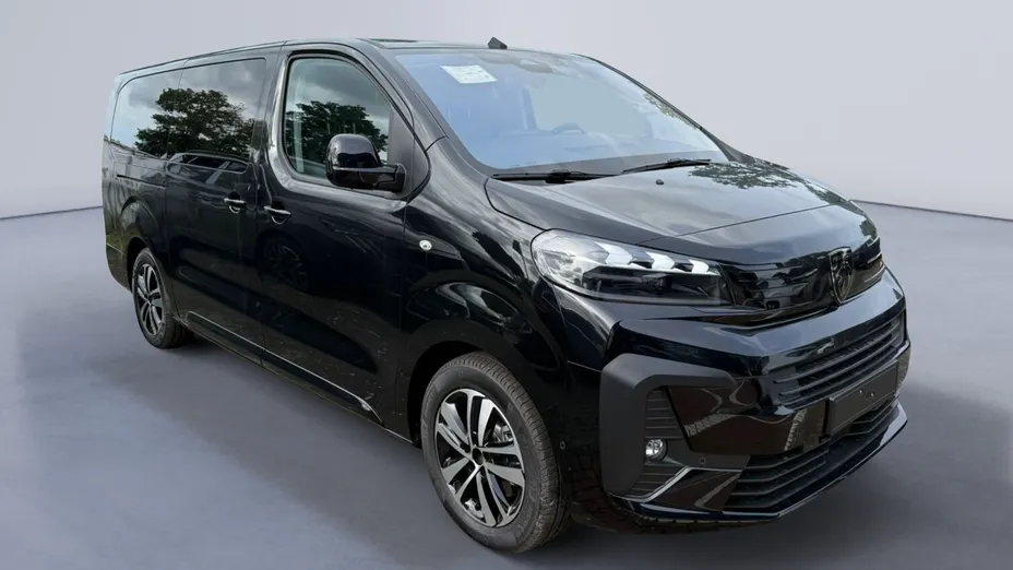 PEUGEOT Traveller Traveller 2.2 BlueHDi Long Business VIP EAT8 Nowy