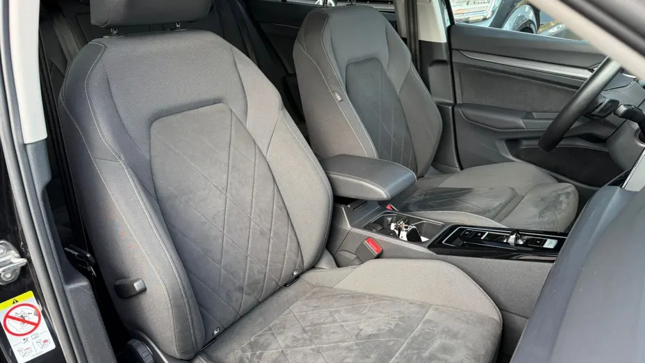 VOLKSWAGEN Golf Golf VIII 2.0 TSI Style DSG