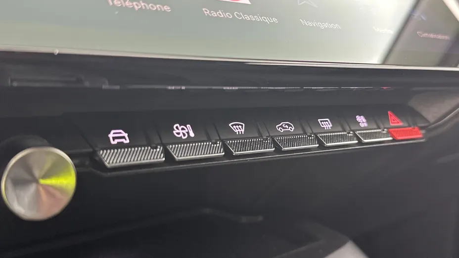 PEUGEOT 308 -