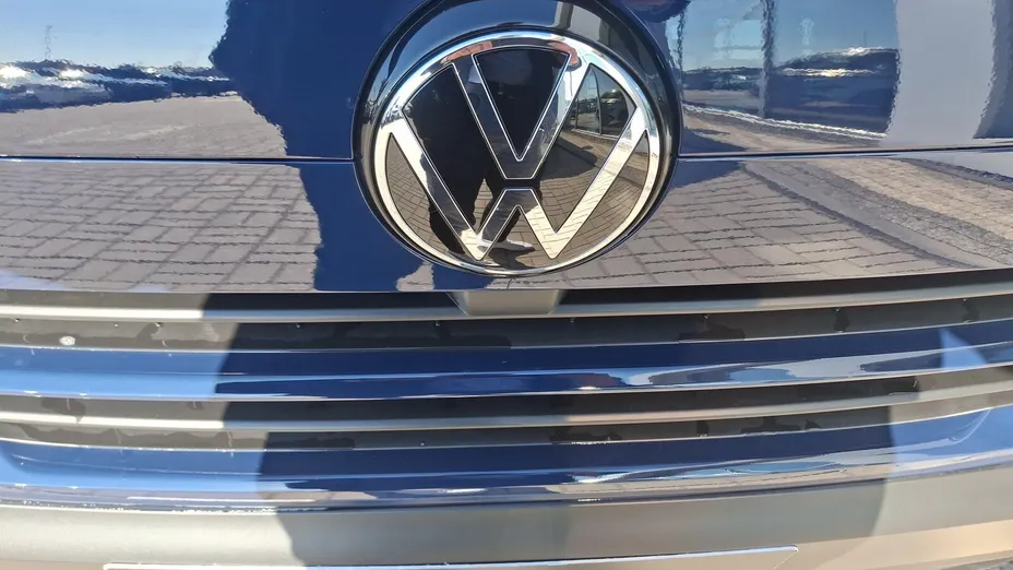 VOLKSWAGEN Transporter Transporter Kombi TDI L2H1 M1 Nowy