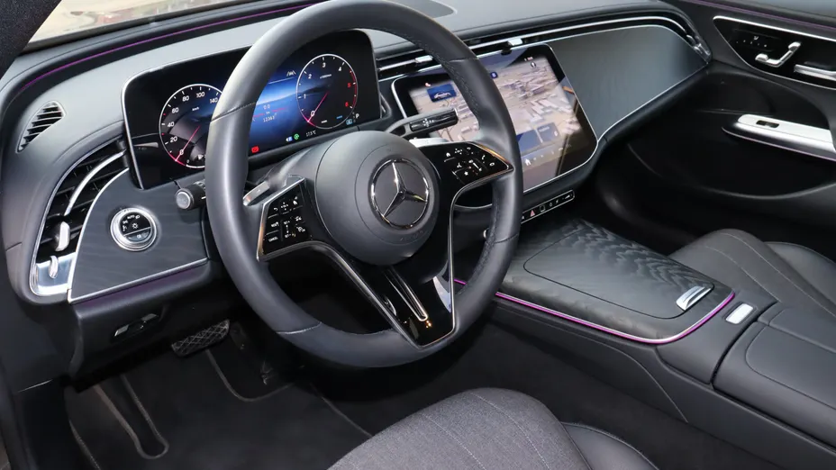 MERCEDES-BENZ E Klasa E 220 d mHEV 4-Matic Avantgarde 9G-Tronic