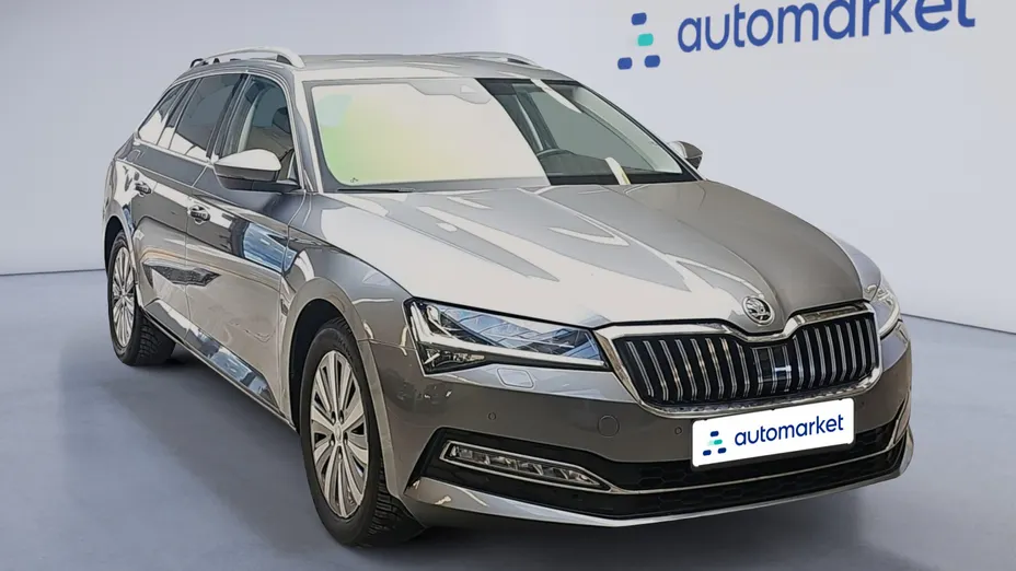 SKODA Superb Superb 2.0 TDI SCR Style DSG