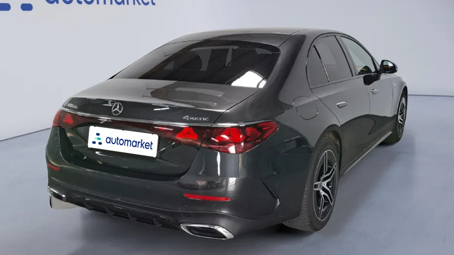 MERCEDES-BENZ E Klasa E 300 de PHEV 4-Matic AMG 9G-Tronic