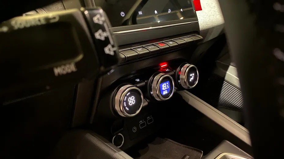 MITSUBISHI Colt Colt 1.0T LPG Invite Nowy