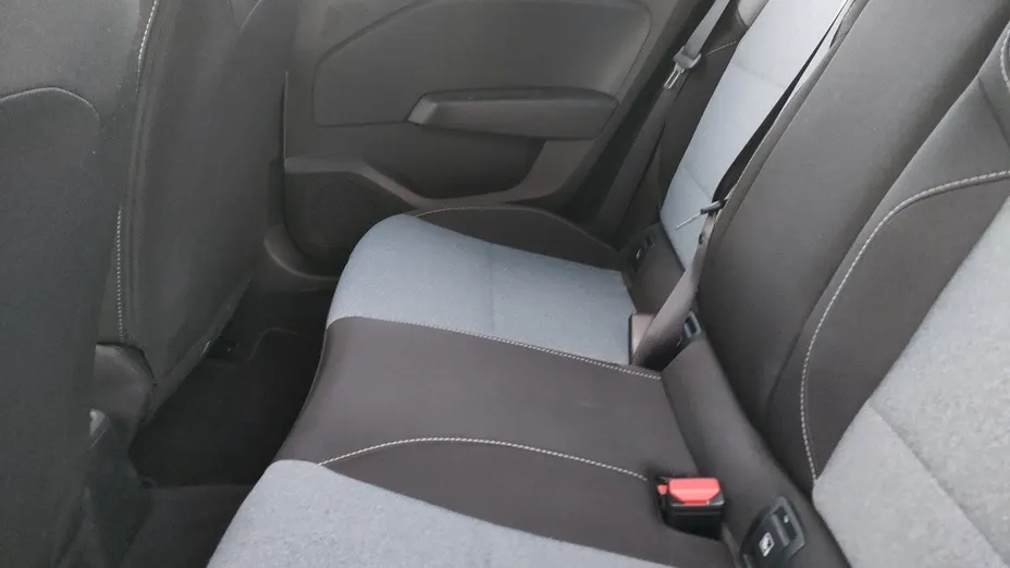RENAULT Clio -