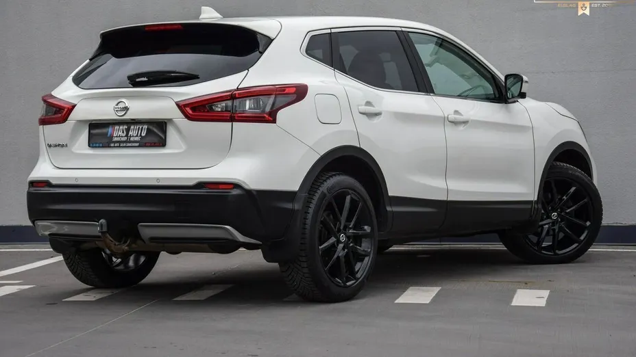 NISSAN Qashqai -