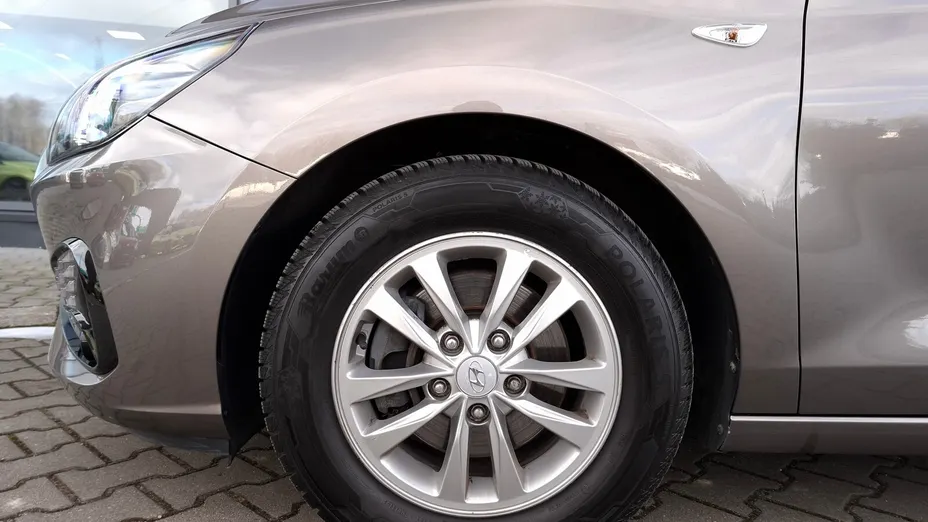 HYUNDAI i30 i30 1.0 T-GDI Modern