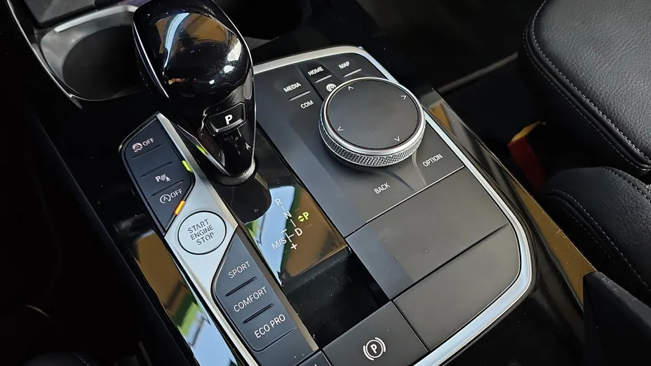 BMW Seria 2 220i xDrive Sport Line aut