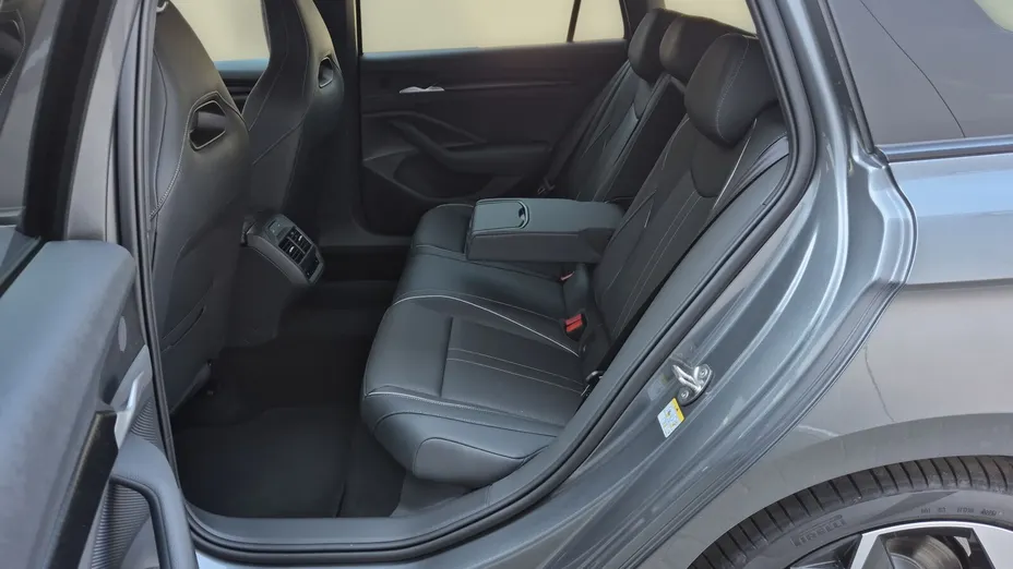 SKODA Superb Superb 2.0 TSI Sportline DSG Nowy
