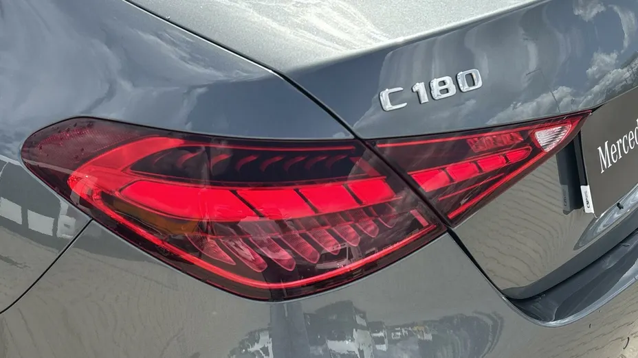 MERCEDES-BENZ C Klasa C 180 mHEV AMG
