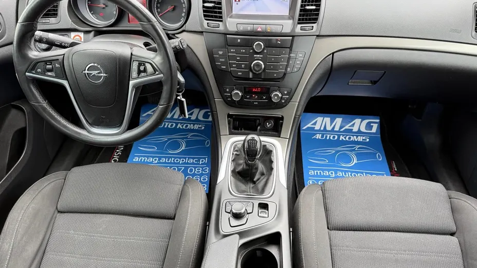 OPEL Insignia -