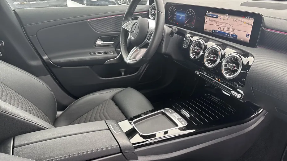 MERCEDES-BENZ CLA CLA 180 mHEV Progressive 7G-DCT