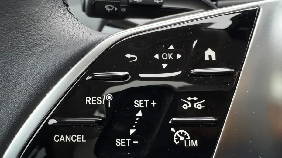 MERCEDES-BENZ GLA GLA 200 mHEV Progressive 7G-DCT