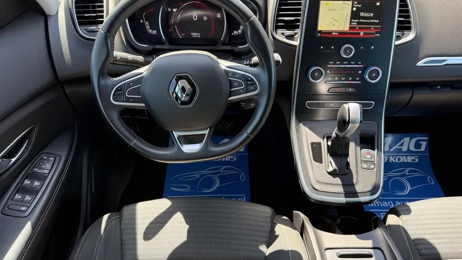 RENAULT Scenic -