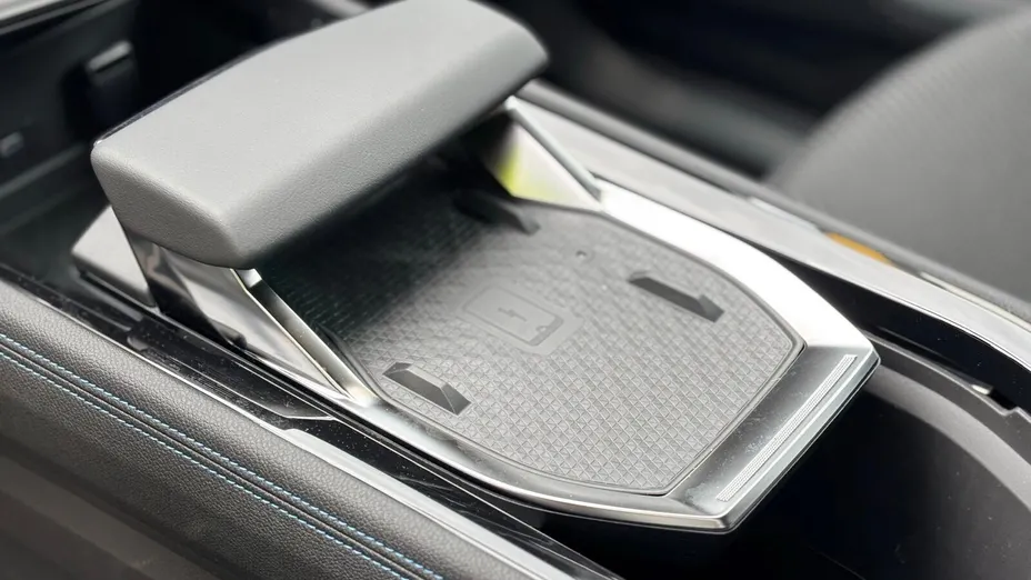 RENAULT Espace Espace 1.2 E-Tech Full Hybrid 200 Iconic MMT 7os. Nowy