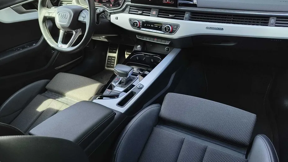 AUDI A4 Avant -