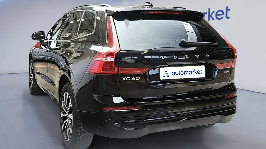 VOLVO XC60 XC60 B4 B Essential aut