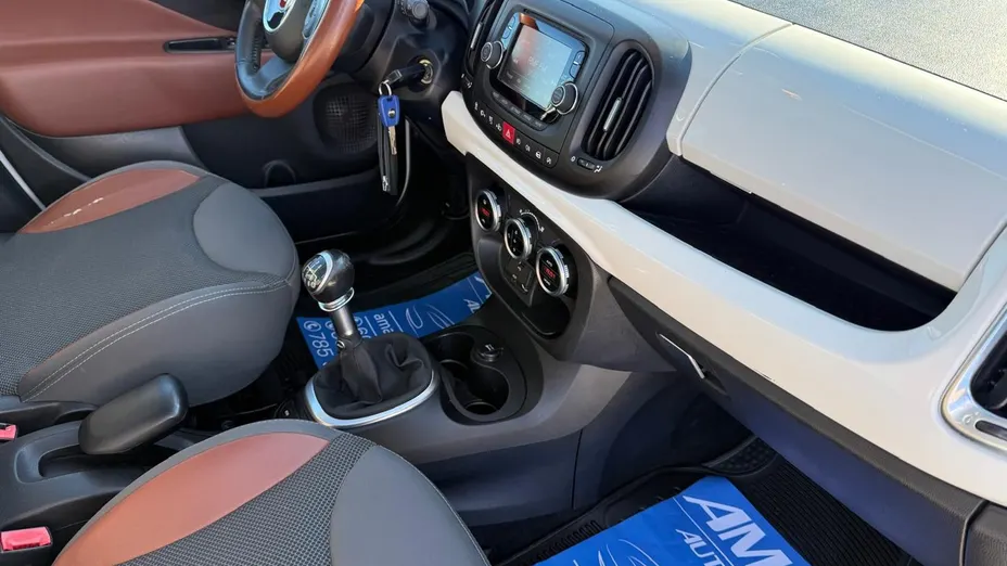 FIAT 500L -