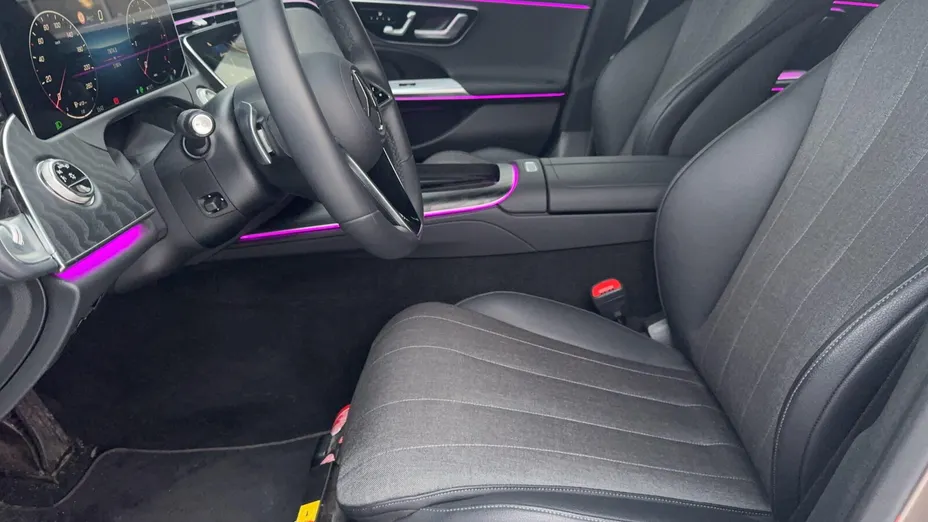 MERCEDES-BENZ E Klasa E 220 d mHEV 4-Matic Avantgarde 9G-Tronic
