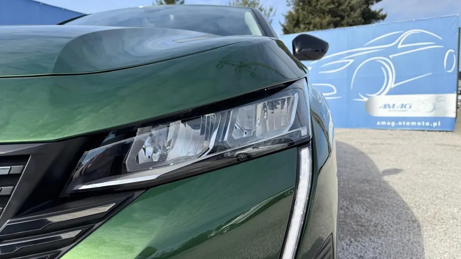 PEUGEOT 308 -