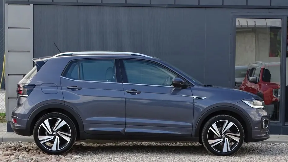 VOLKSWAGEN T-Cross -