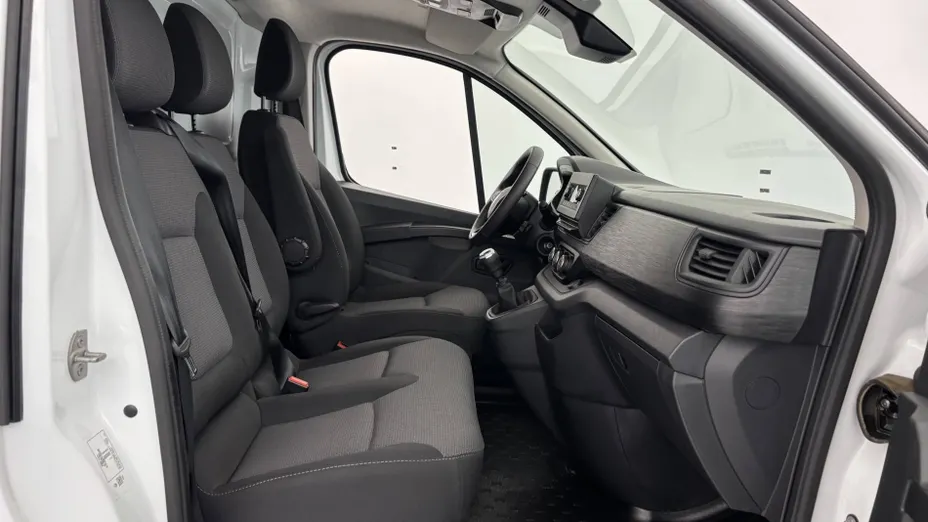 RENAULT Trafic -