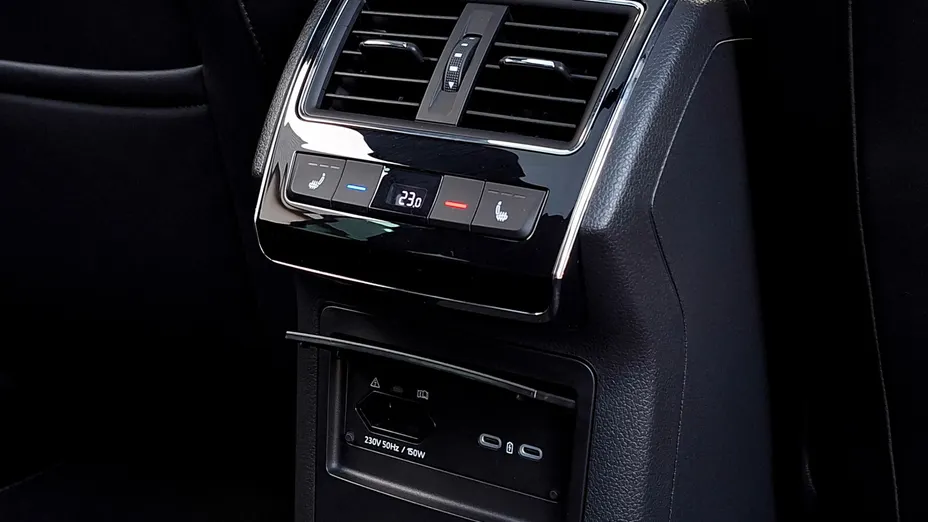 SKODA Superb Superb 2.0 TDI SCR L&K DSG