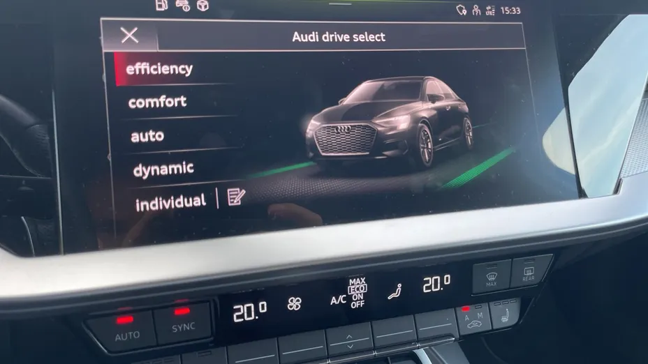 AUDI S3 Limousine -
