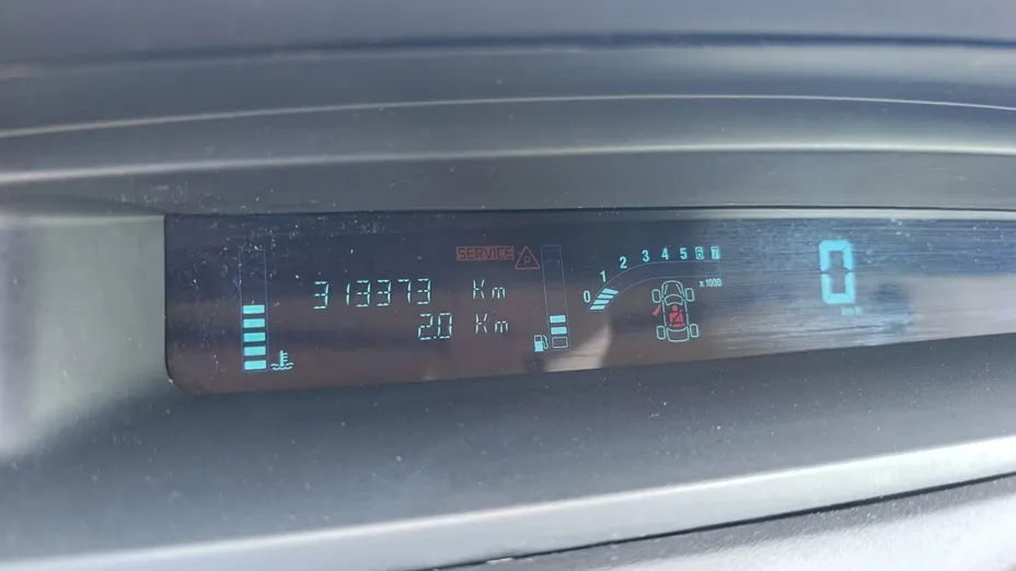 RENAULT Scenic -