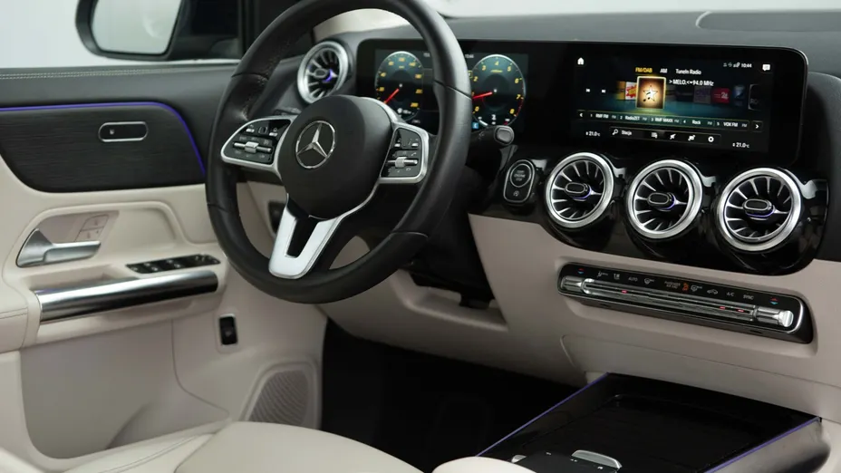 MERCEDES-BENZ GLA GLA 200 Progressive