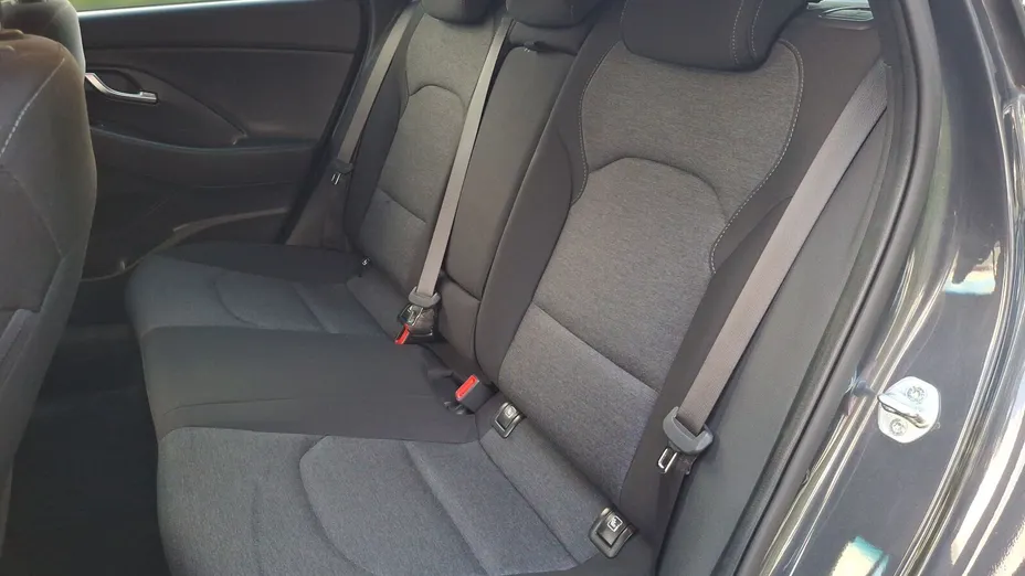 HYUNDAI i30 i30 1.0 T-GDI Smart DCT