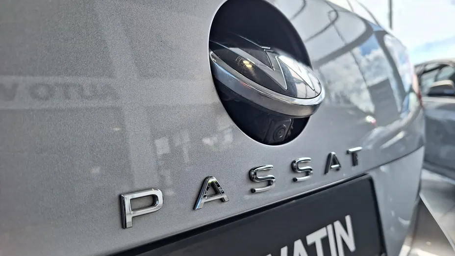 VOLKSWAGEN Passat Passat 2.0 TDI Elegance DSG