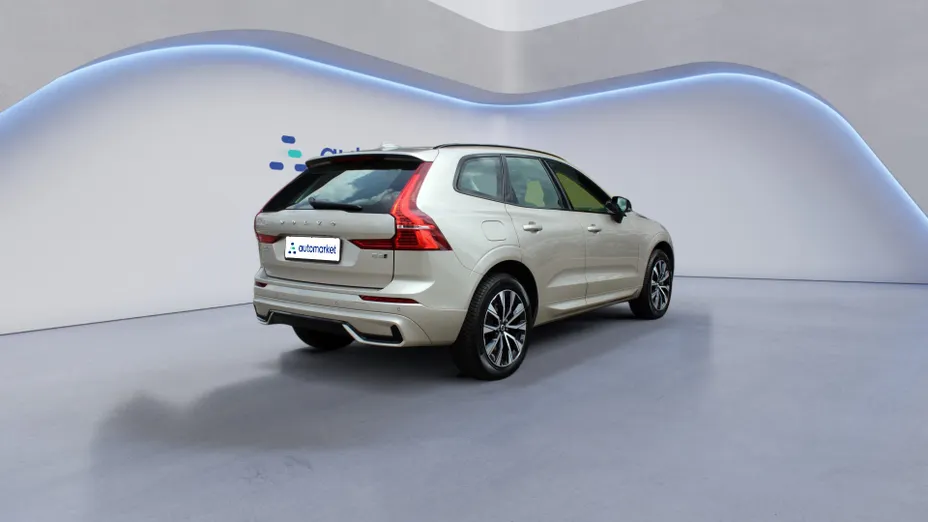 VOLVO XC60 XC60 B4 D AWD Plus Dark aut