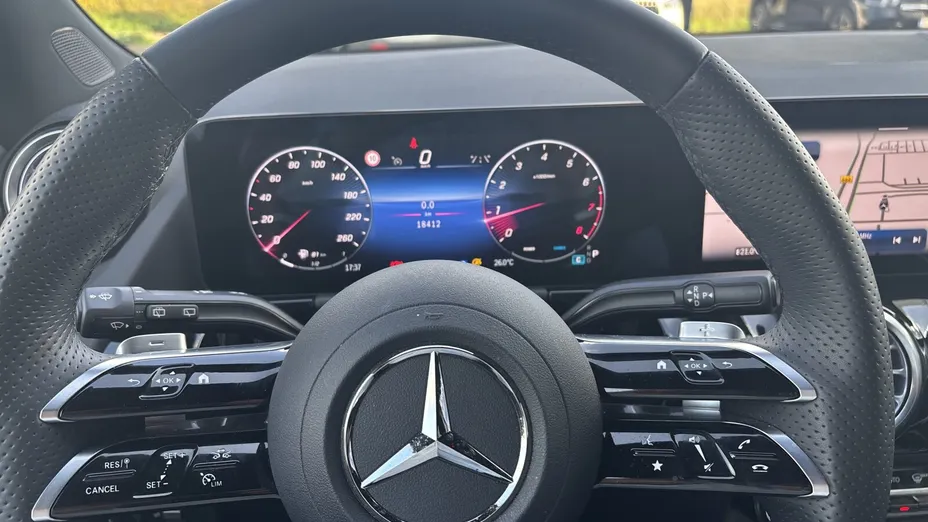 MERCEDES-BENZ GLA GLA 200 mHEV AMG Line 7G-DCT