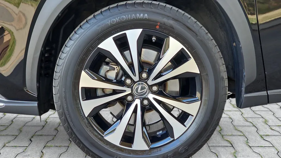 LEXUS NX NX 300h F Impression AWD
