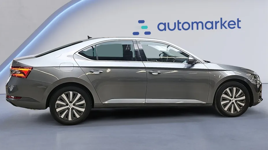 SKODA Superb Superb 2.0 TSI Style DSG