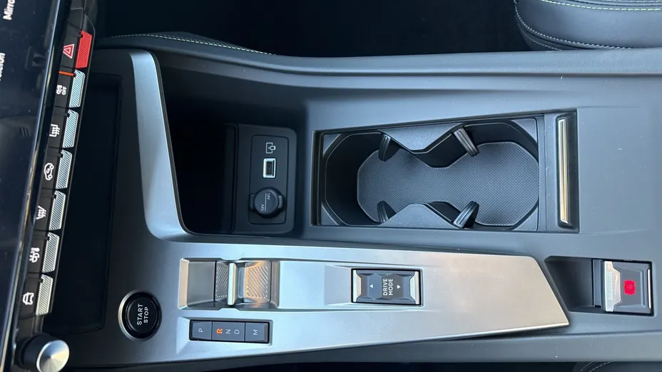 PEUGEOT 408 408 1.2 PureTech mHEV GT Exclusive S&S e-DSC6 Nowy