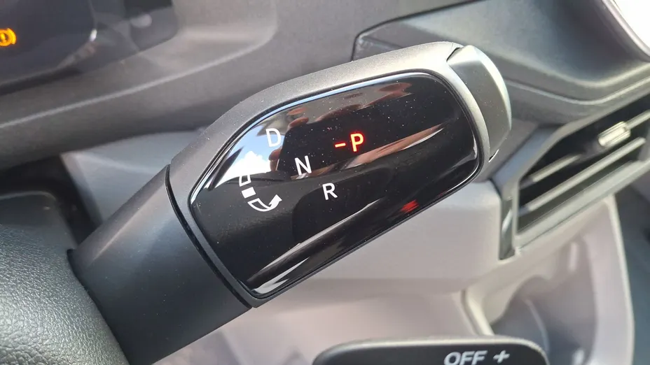 VOLKSWAGEN Crafter Crafter 35 BiTDI (16,4m3) aut Nowy