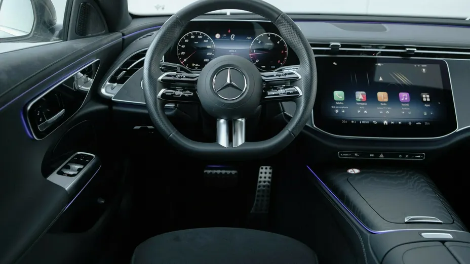 MERCEDES-BENZ E Klasa E 220 d mHEV 4-Matic AMG 9G-Tronic